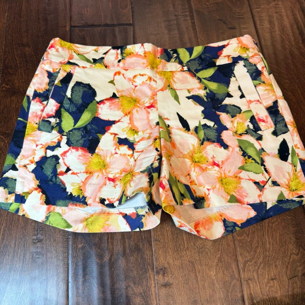 J. Crew Floral Shorts size 6 Summer Preppy Vacation Resortwear